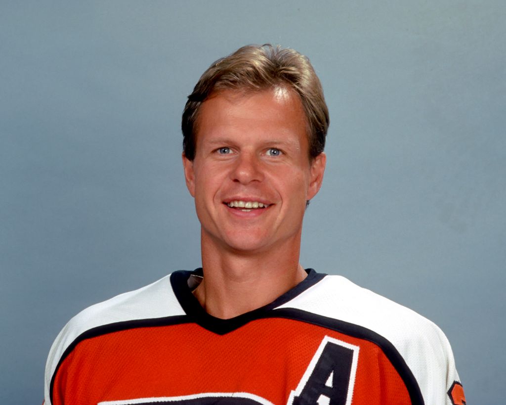 2004 Season: Player Mark Howe of the Philadelphia Flyers And Player Mark Howe.  (Photo by Bruce Bennett Studios via Getty Images Studios/Getty Images)