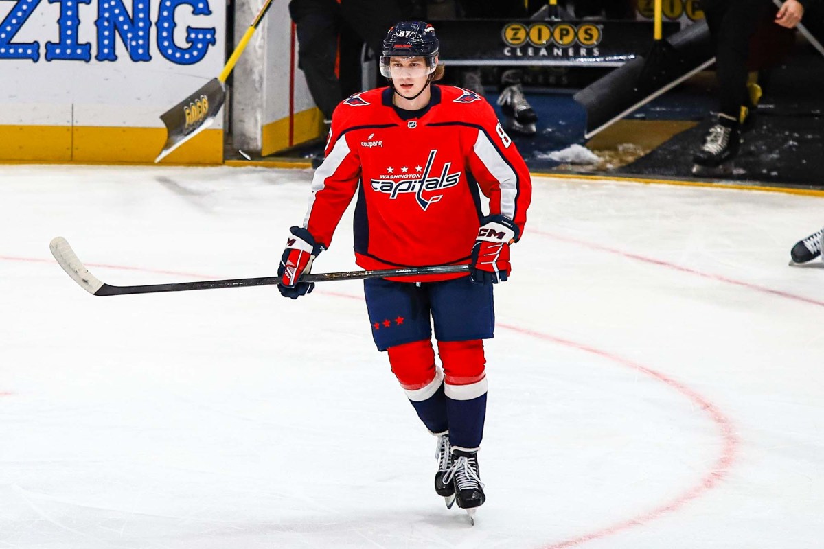 Capitals return forward Bogdan Trineyev to the AHL’s Hershey Bears