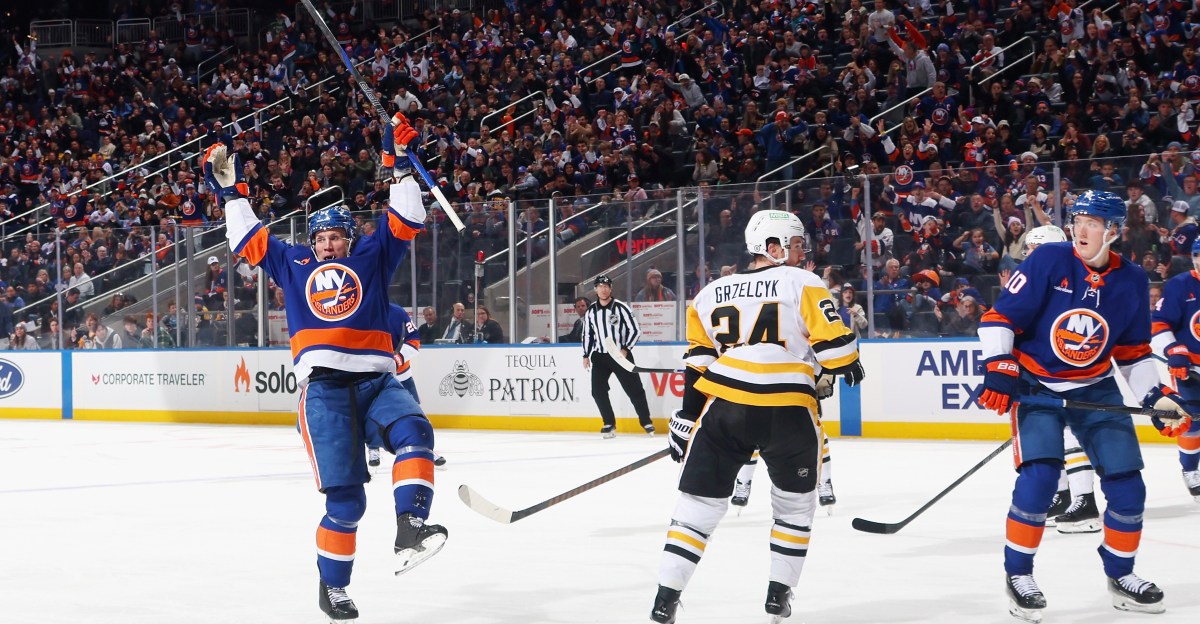 Islanders Gameday News: Back home vs. Penguins
