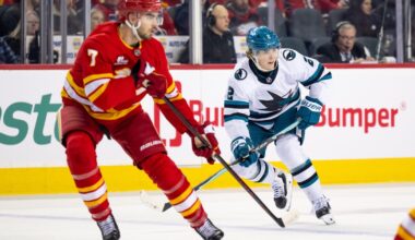 Farabee's short-handed goal in the 3rd period lifts the Flames to a 3-2 win over the Sharks