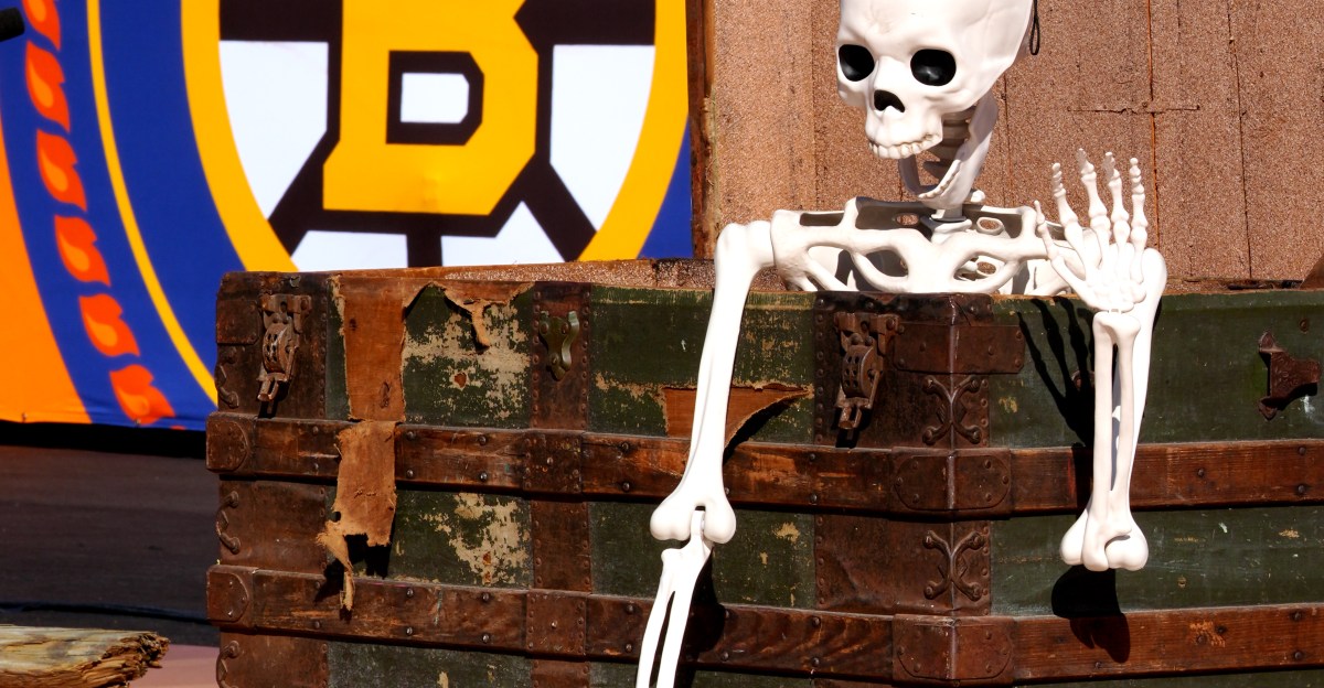 Bruins 2026 Stadium Series RECAP: B’s can’t overcome penalty-laden 2nd half in 6-5 SO LOSS