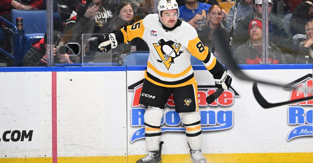 Avery Hayes says he “kind of blacked out” after two goals in his NHL debut