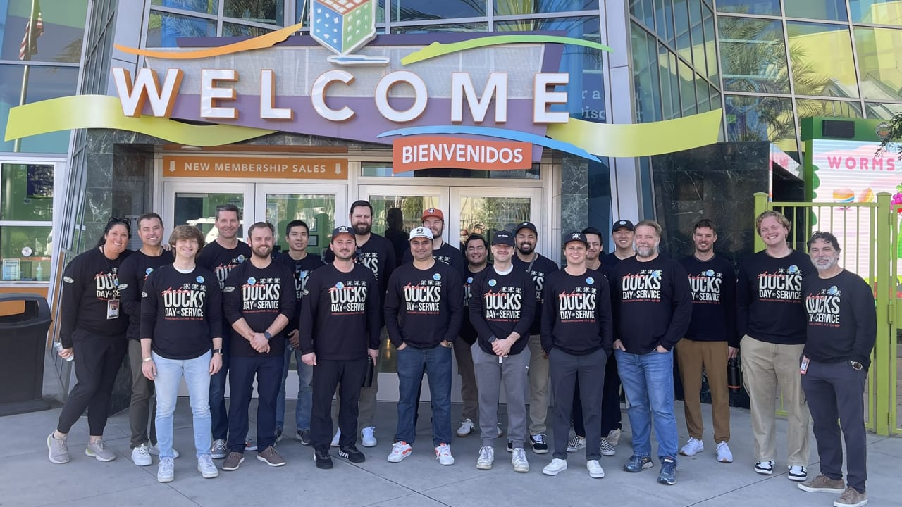 Ducks Host Inaugural Ducks Day of Service