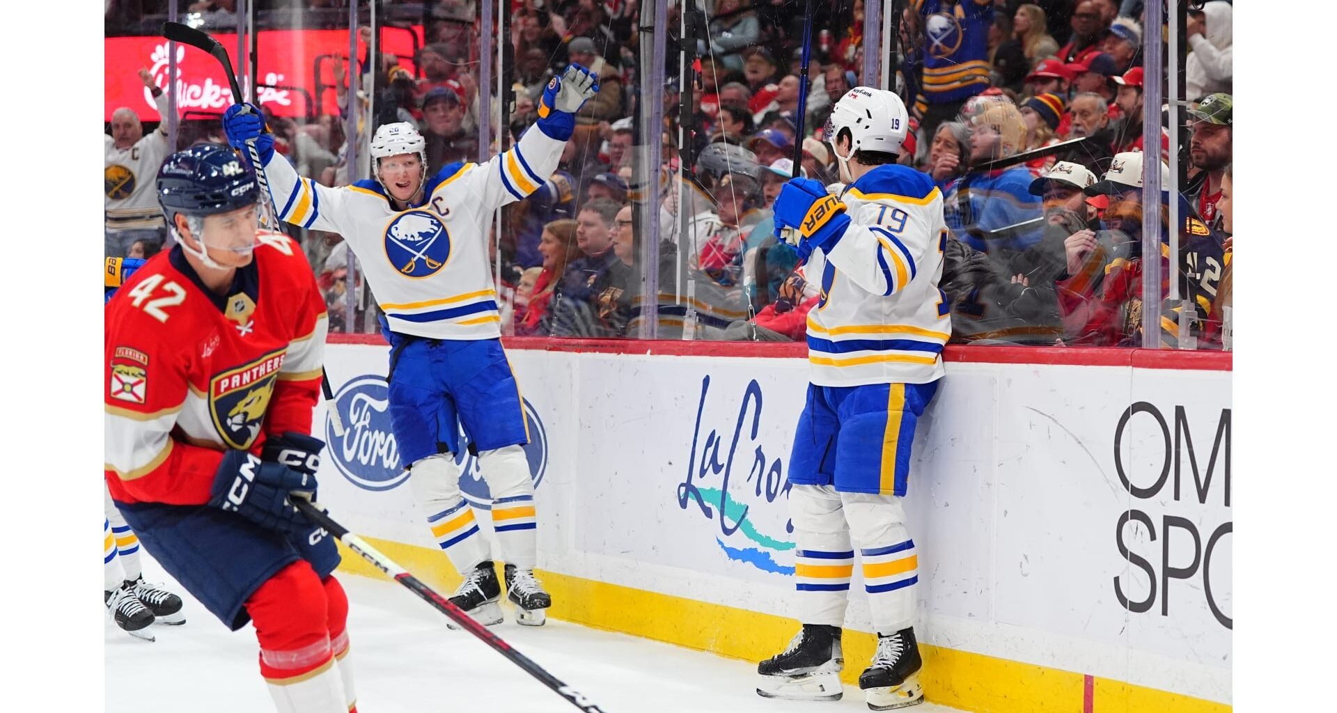 Sabres shake slow start, defeat Panthers