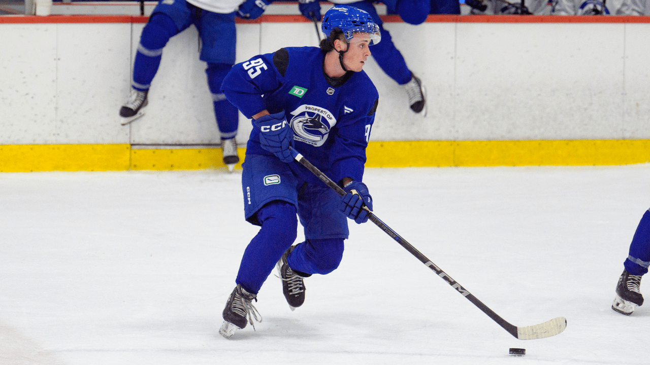 Building Blue: Kieren Dervin Growing Confidence in First Full OHL Season