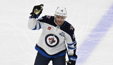 Jets Weigh Surprising Option with Hall of Famer