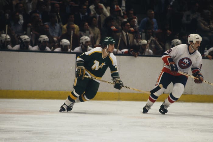Neal Broten, Forward, Minnesota North Stars, 1981-82