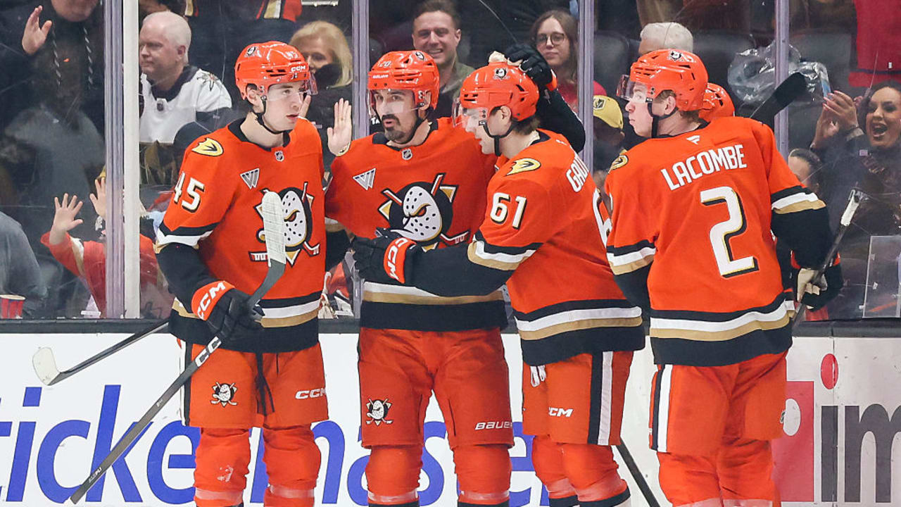 Kreider Gets His Second | Anaheim Ducks