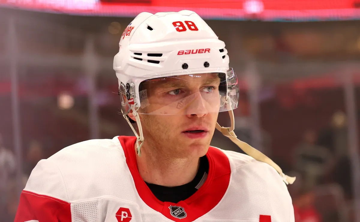 Red Wings HC Todd McLellan confirms special treatment for Patrick Kane's star teammate