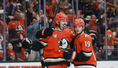 Ducks Defeat Golden Knights 4-3