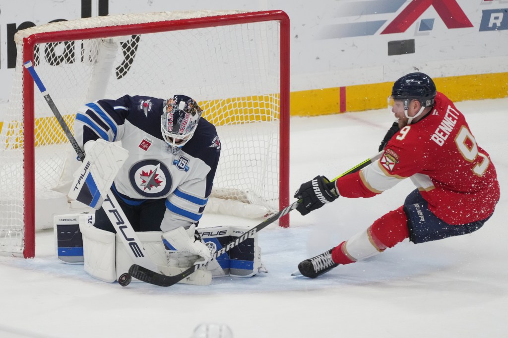 Sam Bennett injury latest issue for scuffling Panthers