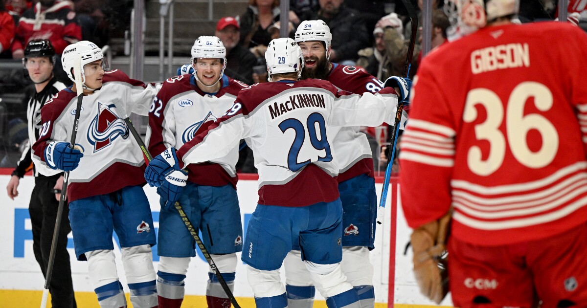 Colorado Avalanche blank Detroit Red Wings 5-0 on Saturday