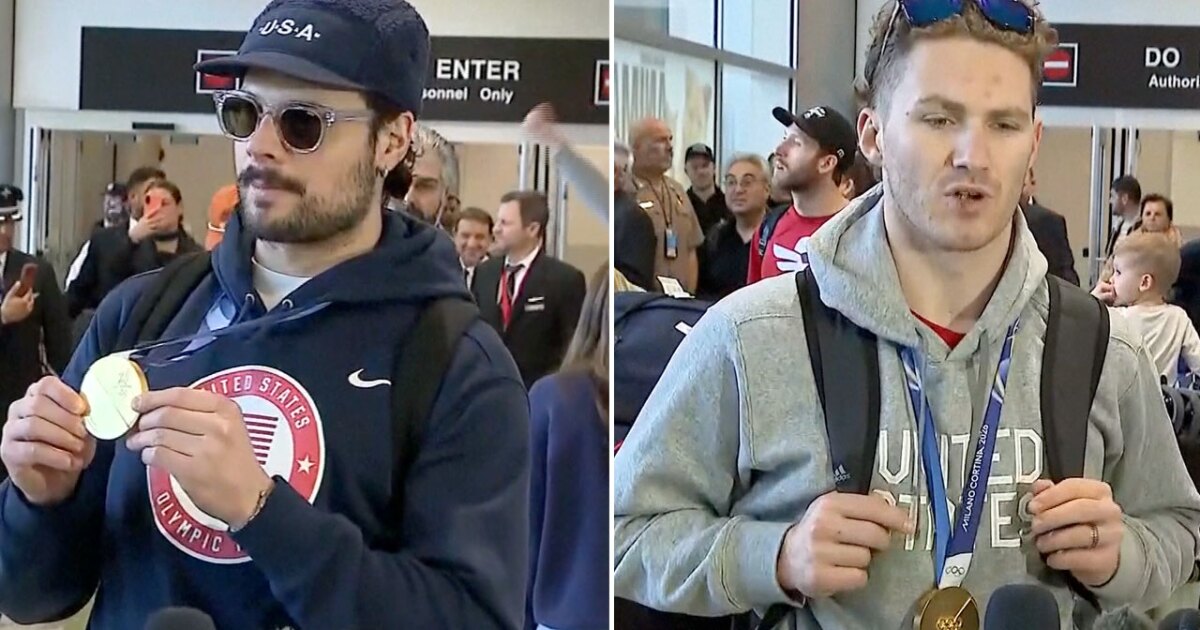 Men's hockey team lands in Miami to heroes' welcome
