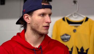 Luostarinen trades Panthers jersey for Team Finland