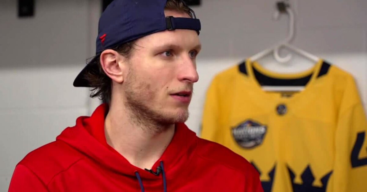 Luostarinen trades Panthers jersey for Team Finland