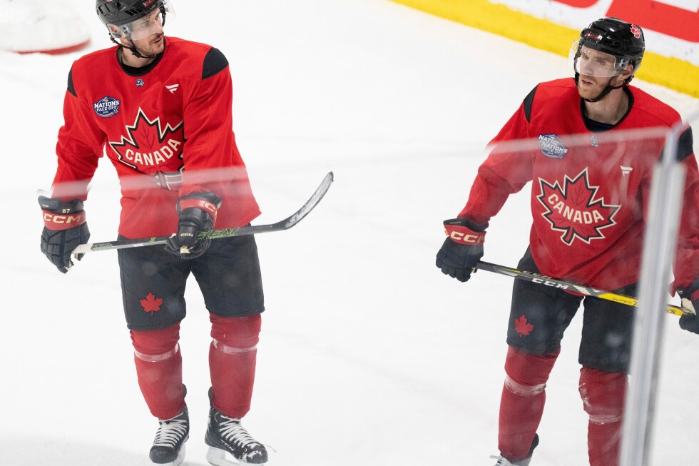 Connor McDavid ready to take Canada's leadership mantle from Sidney Crosby