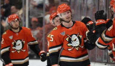 Ducks complete stunning comeback win against Jets in overtime