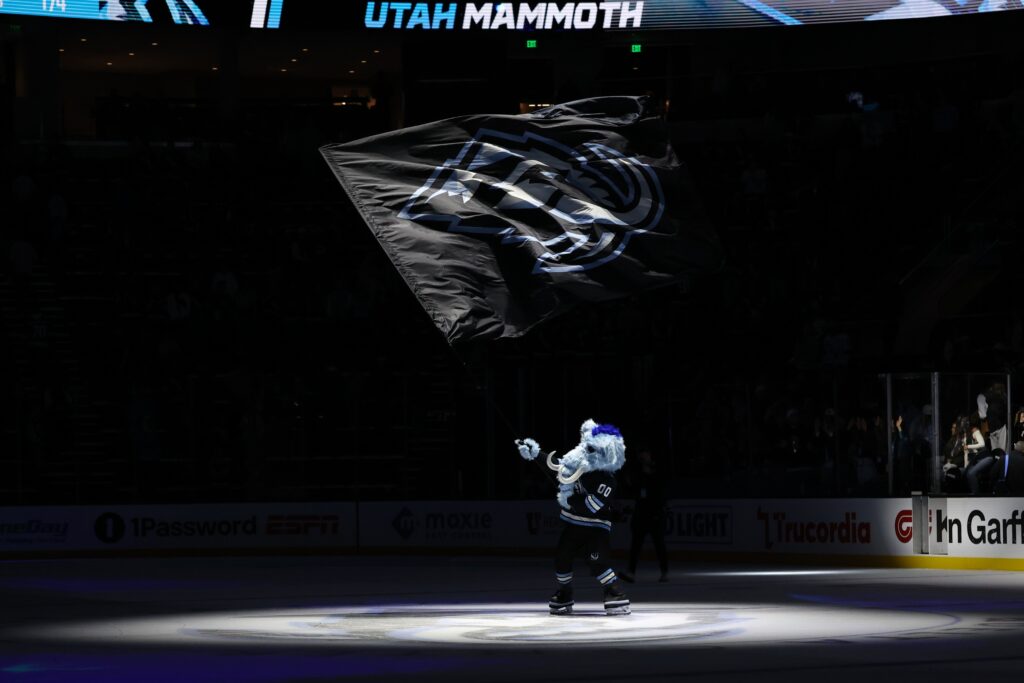 Mammoth Recall Scott Perunovich And Kevin Connauton – Pro Hockey Rumors