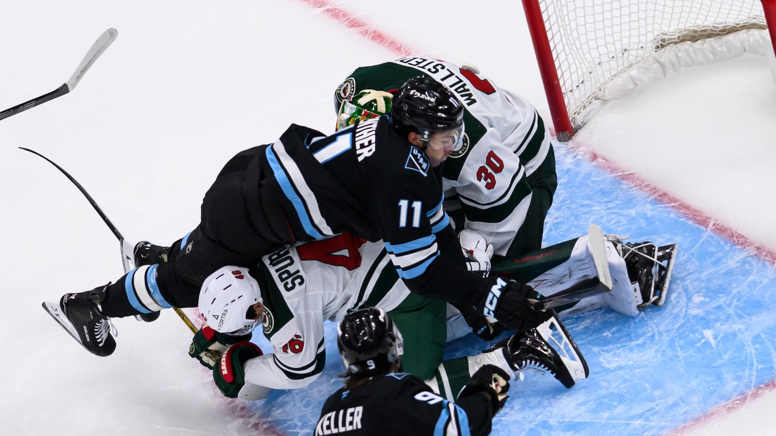 Mammoth beat Minnesota 5-2 to end the Wild's winning streak at 6