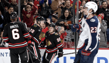 Bedard Nets Equalizer | Chicago Blackhawks