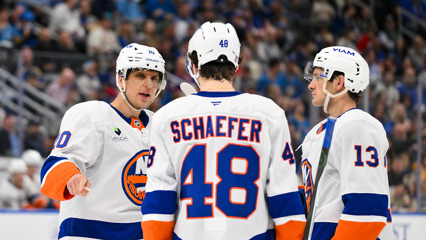 Mar 10, 2026; St. Louis, Missouri, USA; New York Islanders center Brayden Schenn (10) talks with defenseman Matthew Schaefer (48) and center Mathew Barzal (13) during the third period against the St. Louis Blues at Enterprise Center. Mandatory Credit: Jeff Curry-Imagn Images