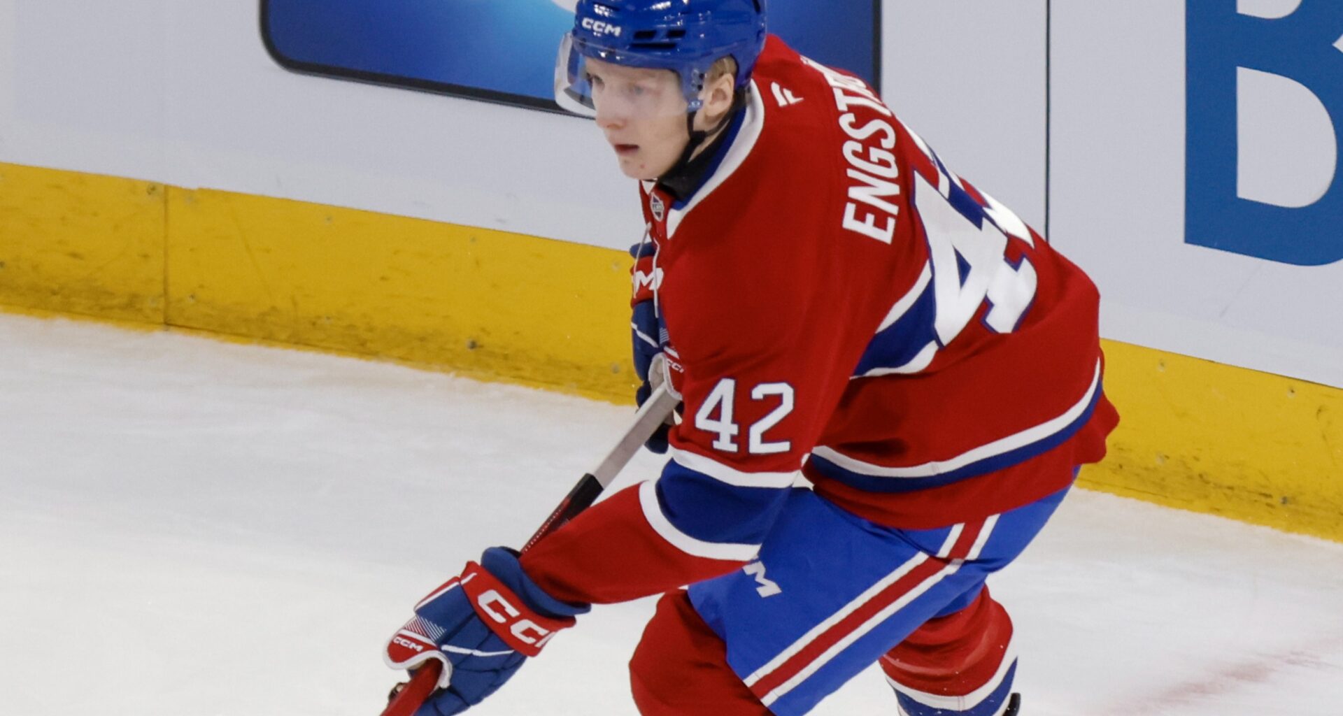 Canadiens call up defenceman Adam Engstrom from Laval