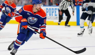 Kraken to acquire former 35-goal scorer for free off waivers