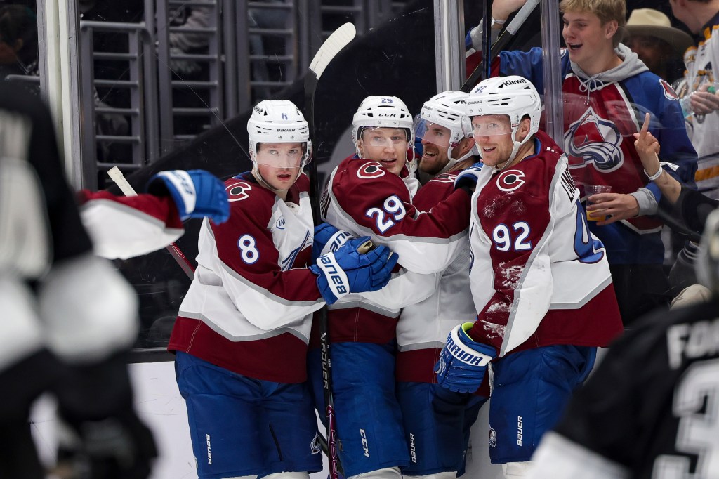 Devon Toews' late goal helps Avalanche fend off pesky Kings in 4-2 win