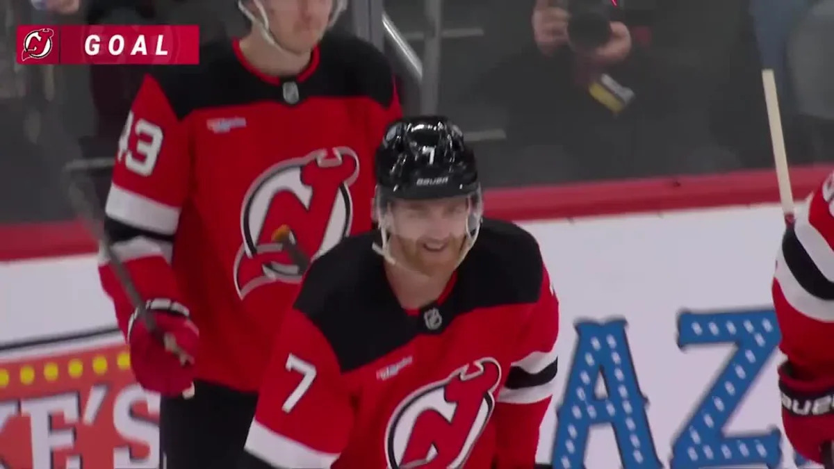 Paul Cotter with a Goal vs. Pittsburgh Penguins