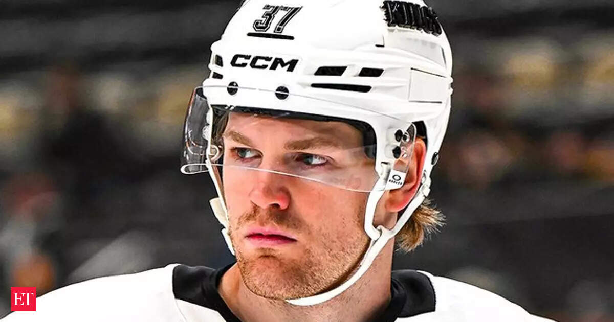 Who is Warren Foegele? LA Kings trade Canadian left-winger to Ottawa Senators for second-round pick