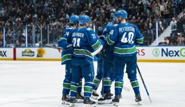 Chicago Blackhawks vs. Vancouver Canucks odds, tips and betting trends