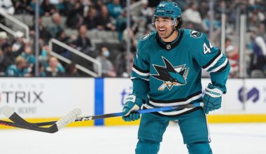 Celebrity Net Worth logo