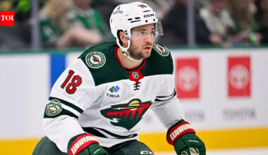 Vinnie Hinostroza Trade: Florida Panthers reunite with forward ahead of NHL trade deadline | NHL News