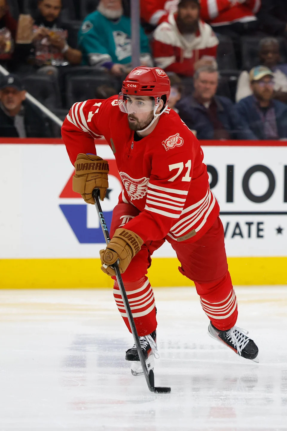 Detroit Red Wings center Dylan Larkin skates with the puck in the second period against the Florida Panthers at Little Caesars Arena, March 6, 2026.