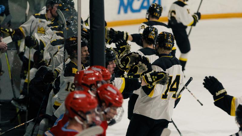 No. 15 Men’s Hockey Falls 4-3 in Overtime of MIAC Playoff Championship to Saint John’s