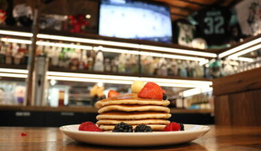 SEATTLE KRAKEN AND KRUSTEAZ® PARTNER TO HOST 5TH ANNUAL PUCKS & PANCAKES WATCH PARTY AT KRAKEN COMMUNITY ICEPLEX