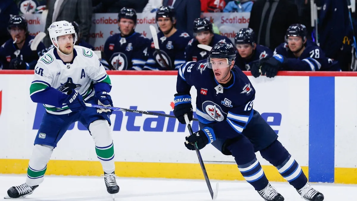 Nashville Predators vs. Vancouver Canucks odds, tips and betting trends