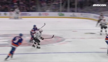 Anze Kopitar with a Goal vs. New York Islanders