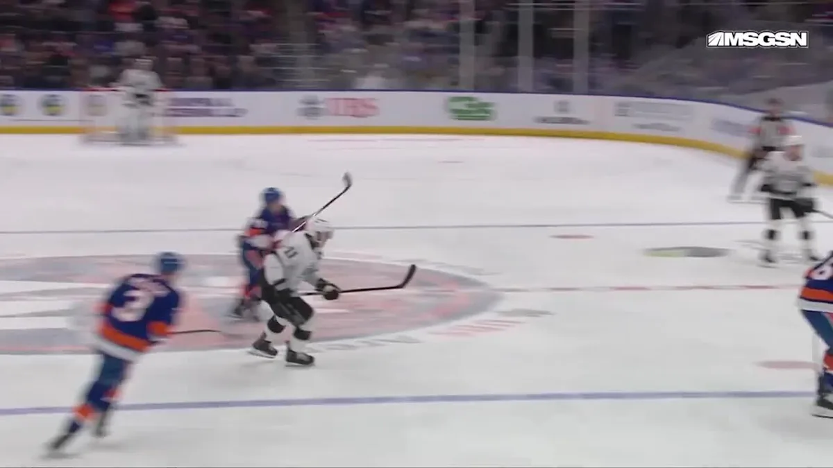 Anze Kopitar with a Goal vs. New York Islanders