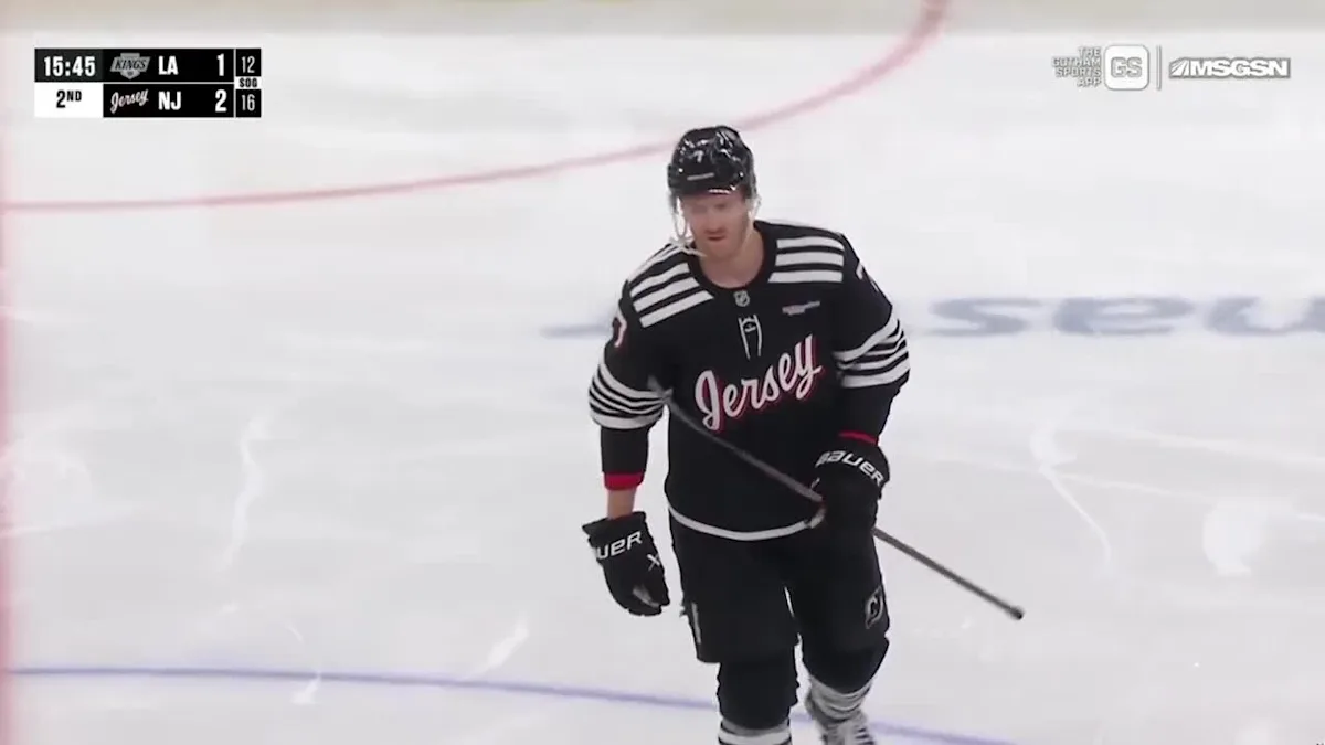 Anze Kopitar with a Powerplay Goal vs. New Jersey Devils