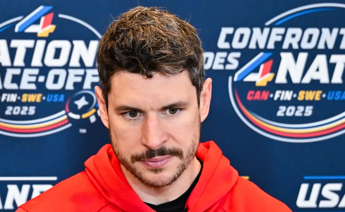 Sidney Crosby praises Penguins as Pittsburgh legend returns from injury