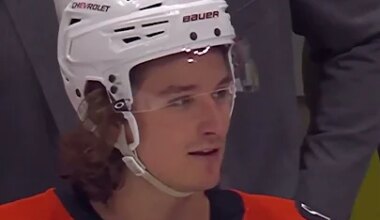 The Duality of FAN 👏🍅 - YouTube