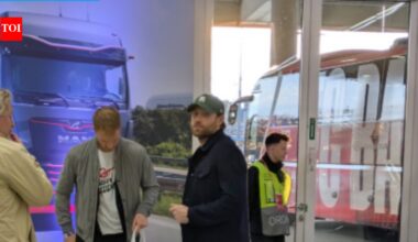 Edmonton Oilers star Leon Draisaitl spotted in Bayern Munich locker room amid lower-body injury recovery | NHL News