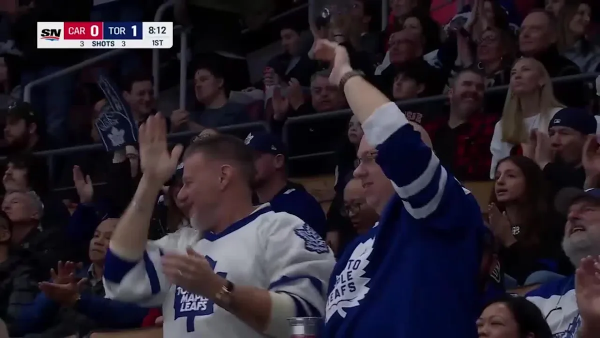 VJ Edgecombe wobbles off the court after getting blow to the head