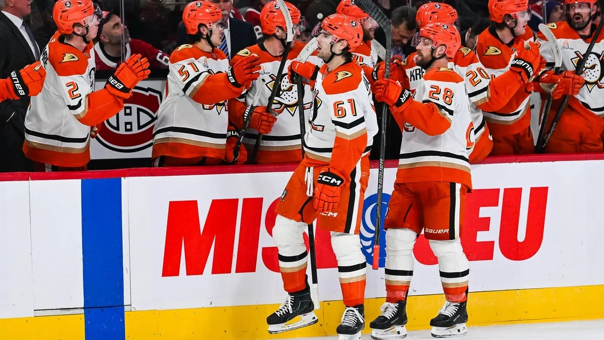 Anaheim Ducks vs. Vancouver Canucks odds, tips and betting trends