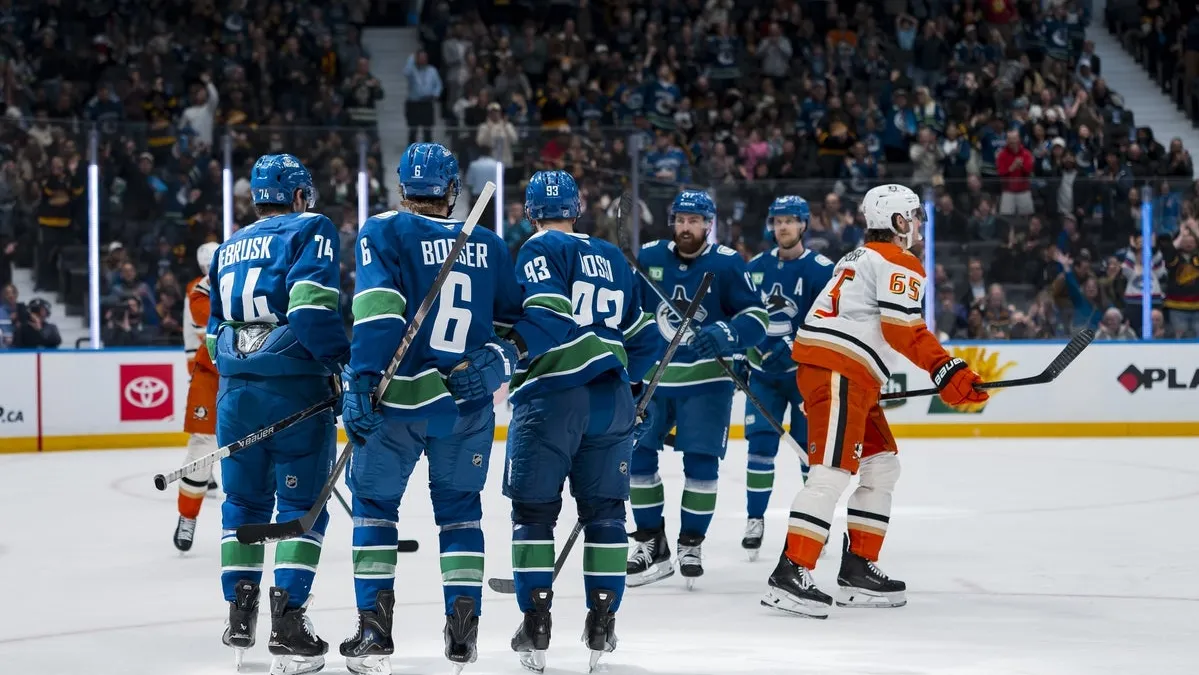 Los Angeles Kings vs. Vancouver Canucks odds, tips and betting trends