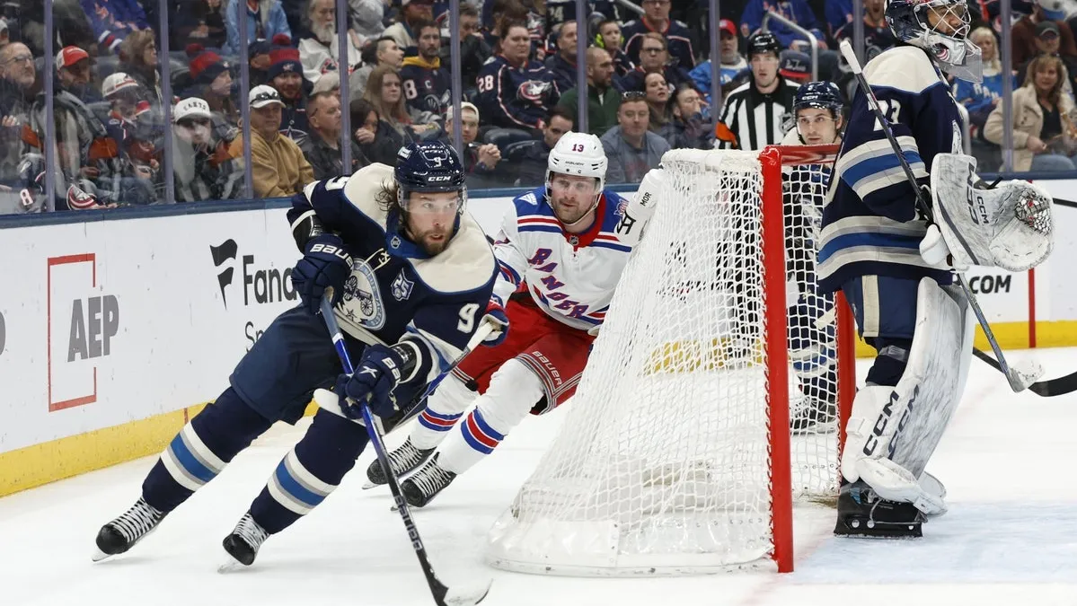 New York Rangers vs. Chicago Blackhawks odds, tips and betting trends