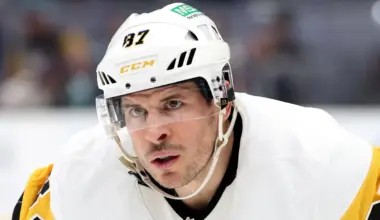 Sidney Crosby suffers injury vs Senators and uncertainty grows as Penguins delay update