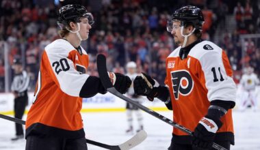 Flyers beat the Blackhawks 5-1 after 2 goals in the first 2:33