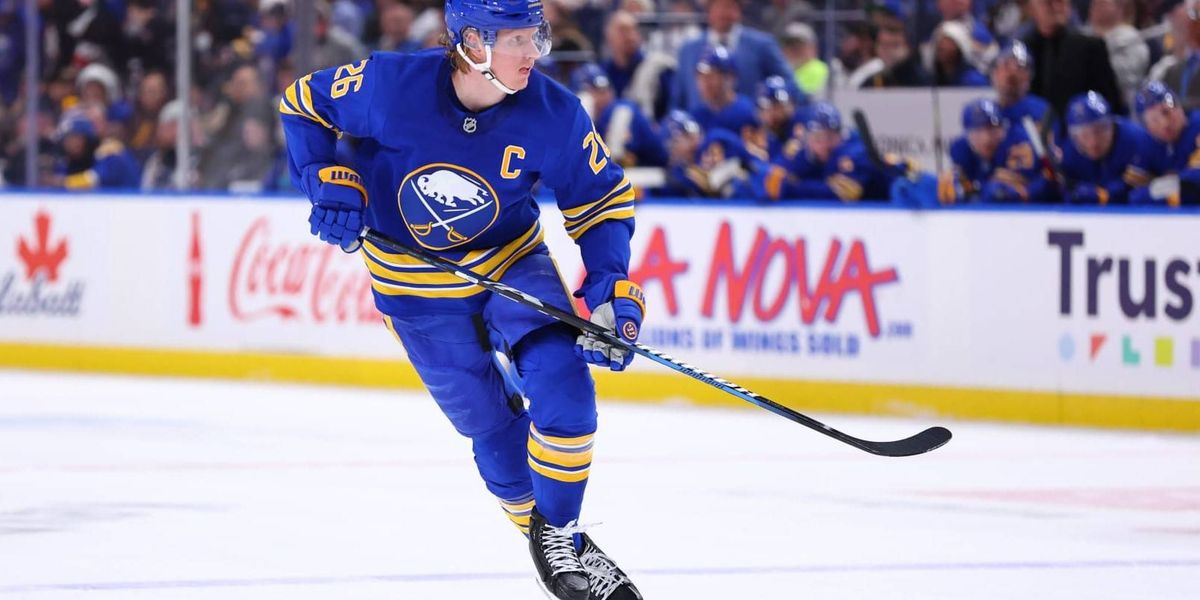 Sabres and Red Wings battle in Buffalo